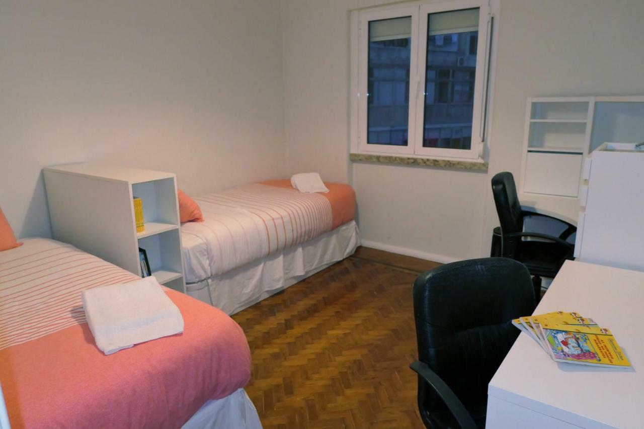 Ferias No Bairro Apartment Lisbon Exterior photo
